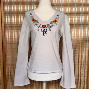 Vintage Once Again white v-neck long bell sleeve embroidered top